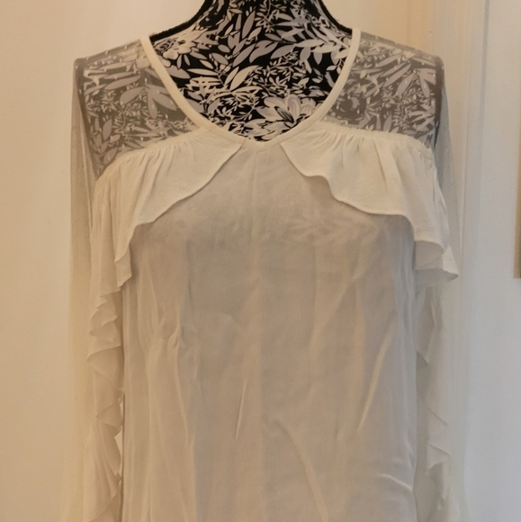 Ruffled White top measurements accent to shoulder area boho bohemian vibes - Picture 3 of 9